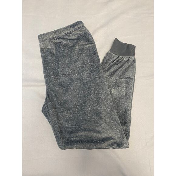 Woman's Joyspun Gray Long Sleeve Long Pants PJ Set - Medium Cozy Soft - Picture 4 of 6